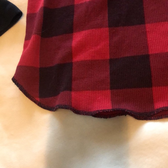 Women’s small old navy t-shirt - Picture 2 of 6